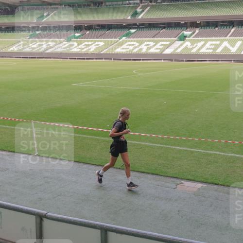 13.09.2026 - 21. swb-Marathon Bremen Michael Burmester http://msf.ph/oto/10337983 13.09.2026 13:15:21 Laufen im Stadion 143, 263, 266, 300, 414, 460, 598, 612, 653, 768, 956, 1008, 1047, 1392, 1408, 1573, 1818, 1819, 1874, 2013, 2024, 2218, 2233, 2235, 2314, 2359, 2385, 2386, 2412, 2466, 2468, 2484, 2494, 2521, 2564, 2664, 2667, 2678, 2690, 2691, 2698, 2737, 2760, 2783, 2829, 2838, 2846, 2859, 2861, 2865, 2874, 2887, 2958, 2978, 3001, 3075, 3133, 3157, 3165, 3185, 3237, 3265, 3331, 3355, 3378, 3382, 3405, 3428, 3486, 3512, 3653, 3661, 3670, 3680, 3829, 3847, 4034, 4080, 4511 meine-sportfotos.de