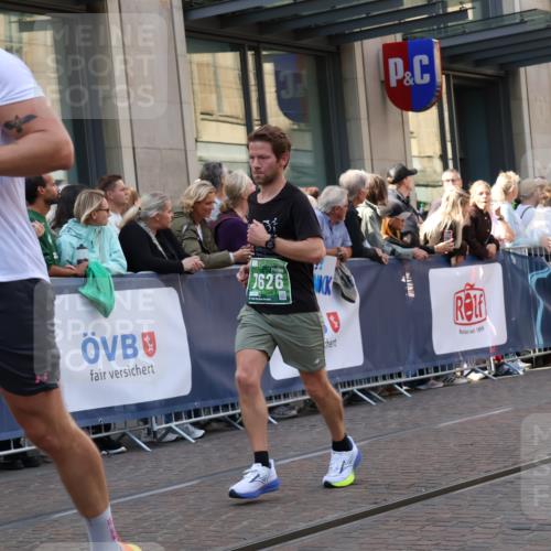 13.09.2026 - 21. swb-Marathon Bremen Strokosch-Dieckow http://msf.ph/oto/10338005 13.09.2026 13:26:05 Ziel 1368, 1649, 2434, 2658, 3526, 3603, 3983, 4077, 4723, 5747, 5854, 5906, 5934, 5992, 6230, 6639, 7626, 8817, 9260, 13195, 150, 1163, 1647, 1896, 2033, 2062, 2421, 2666, 2708, 2781, 2987, 3248, 3516, 3722, 4067, 4161, 4411, 4476, 4724, 4842, 5013, 5139, 5558, 5622, 5701, 5854, 6135, 6605, 6886, 7638, 7780, 8271, 8361, 8592, 8635, 9266, 9794 meine-sportfotos.de
