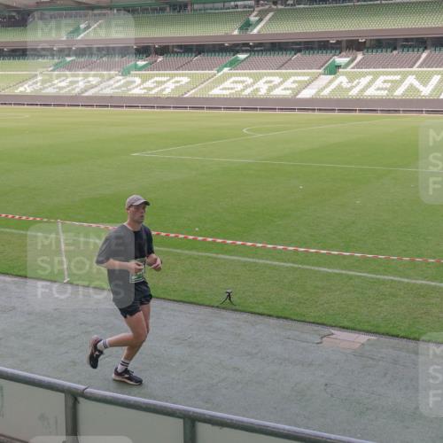 13.09.2026 - 21. swb-Marathon Bremen Michael Burmester http://msf.ph/oto/10338045 13.09.2026 13:15:30 Laufen im Stadion 143, 231, 263, 266, 300, 414, 598, 612, 653, 768, 956, 1008, 1047, 1185, 1392, 1408, 1573, 1818, 1819, 1874, 2013, 2024, 2218, 2233, 2235, 2314, 2351, 2359, 2385, 2386, 2466, 2468, 2484, 2494, 2564, 2579, 2664, 2667, 2678, 2690, 2691, 2698, 2737, 2760, 2783, 2799, 2829, 2838, 2846, 2859, 2861, 2865, 2874, 2887, 2958, 2978, 3001, 3075, 3133, 3157, 3165, 3185, 3237, 3265, 3331, 3355, 3382, 3405, 3428, 3486, 3512, 3653, 3670, 3680, 3829, 3847, 4034, 4080, 4511 meine-sportfotos.de