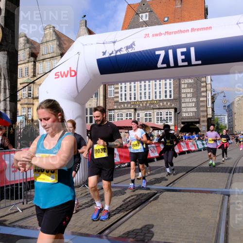 13.09.2026 - 21. swb-Marathon Bremen Tim E. http://msf.ph/oto/10338048 13.09.2026 11:08:29 Ziel 10135, 10188, 10404, 10493, 10767, 10793, 10851, 10859, 11032, 11044, 11263, 11378, 11404, 11509, 11659, 11831, 11833, 11958, 12160, 12248, 12325, 12384, 12389 meine-sportfotos.de