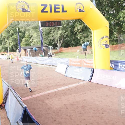 13.09.2026 - Airport Race Dennis Weichert http://msf.ph/oto/10338049 13.09.2026 10:39:04 Ziel 5196 meine-sportfotos.de