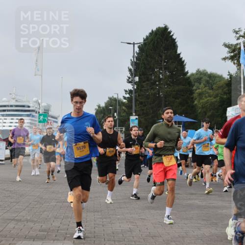 13.09.2026 - Kiel Lauf Andreas Tolksdorf http://msf.ph/oto/10338055 13.09.2026 09:54:52 Kiellinie 5576, 4538, 1730, 11698, 12776 meine-sportfotos.de