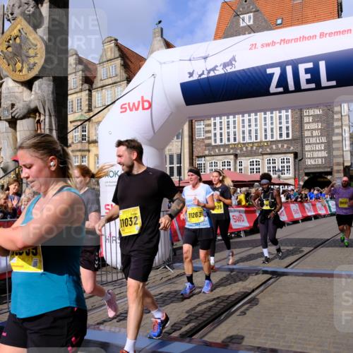 13.09.2026 - 21. swb-Marathon Bremen Tim E. http://msf.ph/oto/10338092 13.09.2026 11:08:30 Ziel 10135, 10188, 10404, 10493, 10767, 10793, 10851, 10859, 11032, 11263, 11404, 11509, 11659, 11831, 11833, 11958, 12160, 12248, 12315, 12325, 12384, 12389 meine-sportfotos.de
