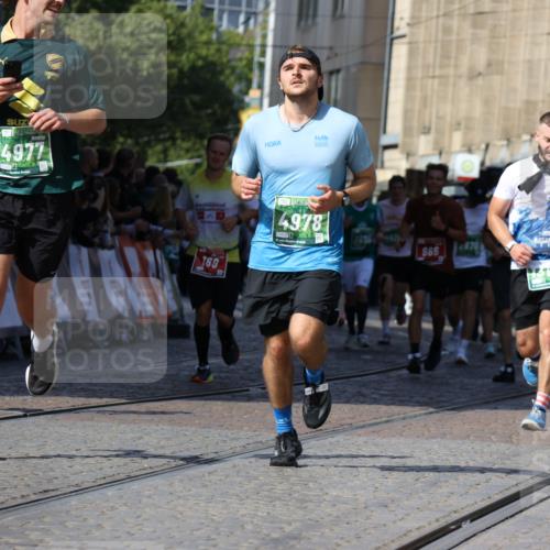 13.09.2026 - 21. swb-Marathon Bremen Strokosch-Dieckow http://msf.ph/oto/10338100 13.09.2026 13:19:31 Ziel 189, 666, 1599, 2007, 2390, 2423, 2535, 3182, 3508, 4819, 4857, 5172, 6008, 6137, 6633, 7647, 7686, 7754, 9512, 9552, 9638, 9805, 161, 461, 926, 1010, 1232, 1281, 1468, 1535, 1642, 2870, 2906, 3966, 4479, 4480, 4977, 4978, 7037, 7140, 7655, 8185, 9359, 9984, 13163 meine-sportfotos.de