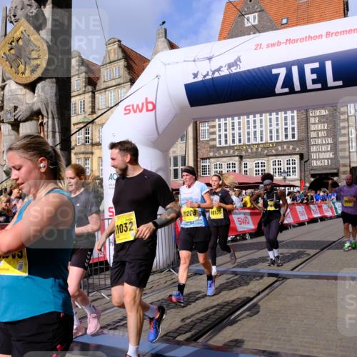 13.09.2026 - 21. swb-Marathon Bremen Tim E. http://msf.ph/oto/10338103 13.09.2026 11:08:30 Ziel 10135, 10188, 10404, 10493, 10767, 10793, 10851, 10859, 11032, 11263, 11404, 11509, 11659, 11831, 11833, 11958, 12160, 12248, 12315, 12325, 12384, 12389 meine-sportfotos.de