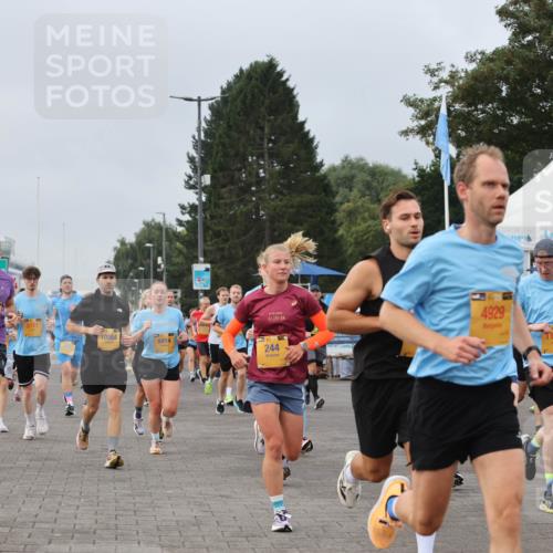 13.09.2026 - Kiel Lauf Andreas Tolksdorf http://msf.ph/oto/10338107 13.09.2026 09:54:54 Kiellinie 4963, 5151, 10984, 42, 195, 4929, 174, 8414, 244, 698, 150, 386 meine-sportfotos.de