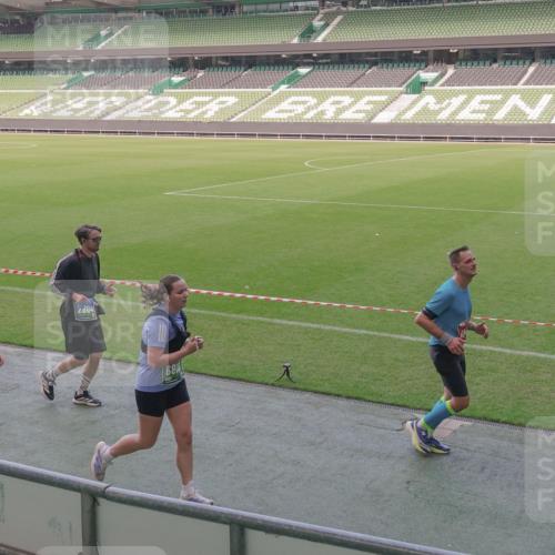 13.09.2026 - 21. swb-Marathon Bremen Michael Burmester http://msf.ph/oto/10338154 13.09.2026 13:15:44 Laufen im Stadion 143, 153, 231, 263, 266, 300, 414, 598, 612, 653, 1008, 1047, 1185, 1312, 1465, 1539, 1818, 1819, 1874, 2013, 2218, 2235, 2314, 2351, 2359, 2363, 2385, 2386, 2466, 2468, 2484, 2494, 2579, 2664, 2667, 2678, 2690, 2691, 2698, 2737, 2760, 2778, 2783, 2799, 2838, 2846, 2859, 2861, 2865, 2874, 2958, 2974, 2978, 3001, 3075, 3133, 3157, 3165, 3185, 3237, 3265, 3331, 3355, 3382, 3387, 3486, 3512, 3670, 3680, 3829, 3847, 4034, 4080, 4511 meine-sportfotos.de
