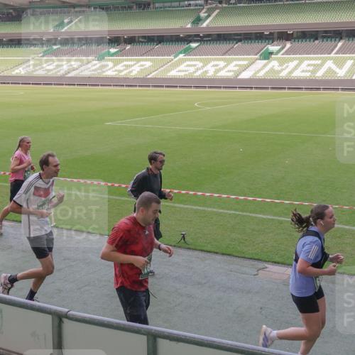 13.09.2026 - 21. swb-Marathon Bremen Michael Burmester http://msf.ph/oto/10338168 13.09.2026 13:15:44 Laufen im Stadion 143, 153, 231, 263, 266, 300, 414, 598, 612, 653, 1008, 1047, 1185, 1312, 1465, 1539, 1818, 1819, 1874, 2013, 2218, 2235, 2314, 2351, 2359, 2363, 2385, 2386, 2466, 2468, 2484, 2494, 2579, 2664, 2667, 2678, 2690, 2691, 2698, 2737, 2760, 2778, 2783, 2799, 2838, 2846, 2859, 2861, 2865, 2874, 2958, 2974, 2978, 3001, 3075, 3133, 3157, 3165, 3185, 3237, 3265, 3331, 3355, 3382, 3387, 3486, 3512, 3670, 3680, 3829, 3847, 4034, 4080, 4511 meine-sportfotos.de