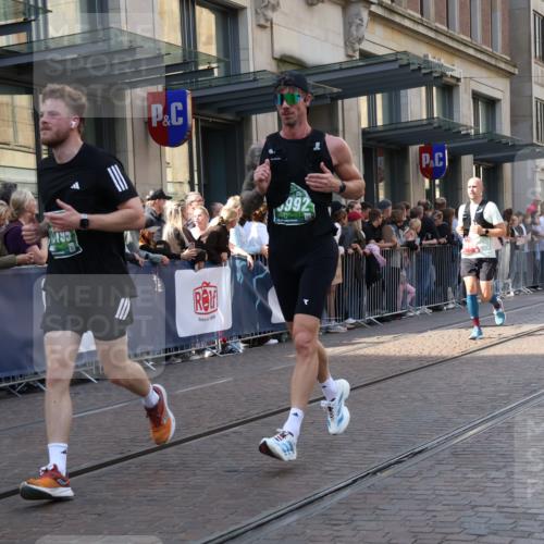 13.09.2026 - 21. swb-Marathon Bremen Strokosch-Dieckow http://msf.ph/oto/10338171 13.09.2026 13:26:10 Ziel 1368, 1649, 2434, 2658, 2779, 3526, 3603, 3983, 4077, 5747, 5934, 5992, 6230, 6548, 6639, 7626, 8817, 9260, 13195, 1163, 1647, 1896, 2033, 2062, 2666, 2708, 2987, 3248, 3516, 4067, 4476, 4723, 4724, 5013, 5558, 5622, 5701, 5854, 5906, 6135, 6605, 6886, 7638, 7780, 8271, 8361, 8592, 8635, 9266, 9794 meine-sportfotos.de