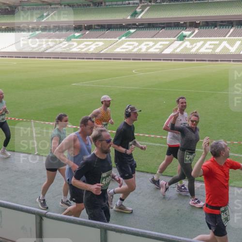 13.09.2026 - 21. swb-Marathon Bremen Michael Burmester http://msf.ph/oto/10338240 13.09.2026 13:15:52 Laufen im Stadion 143, 153, 231, 263, 266, 300, 414, 598, 612, 653, 990, 1008, 1047, 1185, 1312, 1465, 1539, 1818, 1874, 2013, 2218, 2235, 2259, 2314, 2351, 2359, 2363, 2385, 2386, 2466, 2468, 2484, 2494, 2579, 2664, 2667, 2678, 2690, 2691, 2698, 2737, 2760, 2778, 2783, 2799, 2838, 2846, 2859, 2861, 2865, 2874, 2958, 2974, 2978, 2996, 3001, 3075, 3133, 3157, 3165, 3185, 3237, 3265, 3331, 3355, 3382, 3387, 3486, 3501, 3512, 3670, 3680, 3829, 3847, 4034, 4080, 4511 meine-sportfotos.de