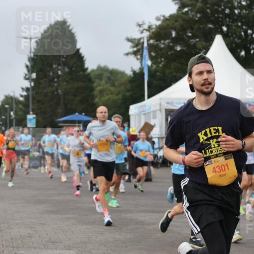 13.09.2026 - Kiel Lauf Andreas Tolksdorf http://msf.ph/oto/10338291 13.09.2026 09:55:01 Kiellinie 1995, 4301 meine-sportfotos.de