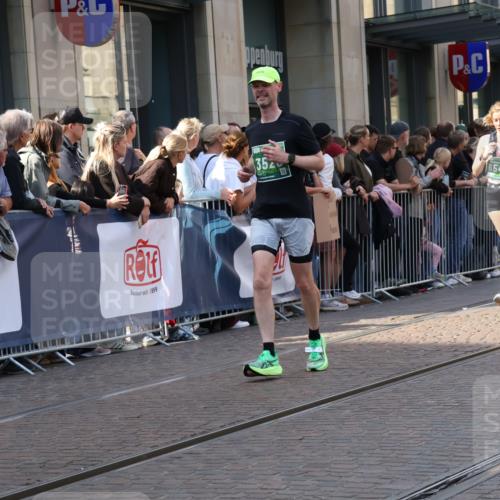 13.09.2026 - 21. swb-Marathon Bremen Strokosch-Dieckow http://msf.ph/oto/10338296 13.09.2026 13:26:15 Ziel 1368, 1649, 2434, 2658, 2779, 3526, 3603, 3852, 4077, 4598, 5747, 5992, 6230, 6289, 6375, 6548, 6639, 7626, 8112, 8817, 9260, 13195, 1896, 2062, 2434, 2666, 2708, 3248, 3516, 3983, 4067, 4476, 4723, 4724, 5558, 5701, 5854, 5906, 5934, 6605, 6886, 7638, 8361, 8592, 8635, 8817, 9266, 9794 meine-sportfotos.de