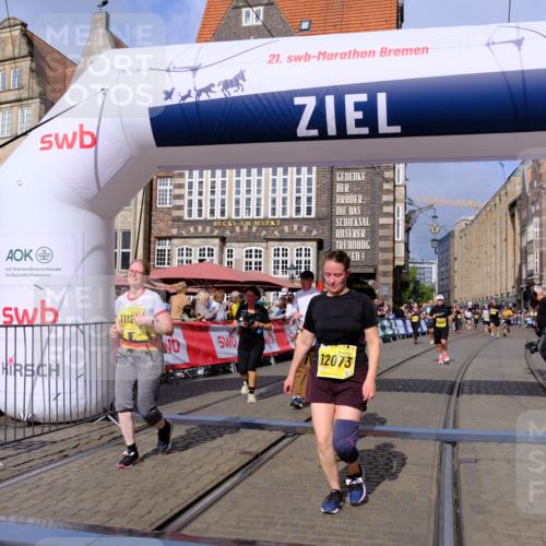 13.09.2026 - 21. swb-Marathon Bremen Tim E. http://msf.ph/oto/10338304 13.09.2026 11:08:42 Ziel 10135, 10188, 10229, 10851, 11065, 11124, 11509, 11560, 11561, 11678, 11888, 11968, 12073, 12164, 12315, 12325, 12410, 12516 meine-sportfotos.de