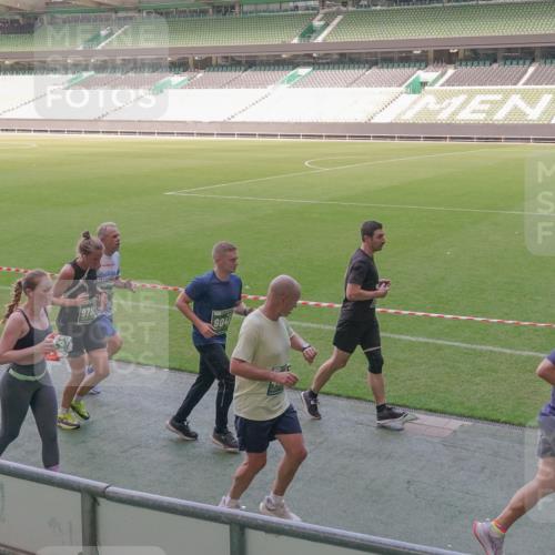 13.09.2026 - 21. swb-Marathon Bremen Michael Burmester http://msf.ph/oto/10338317 13.09.2026 13:15:58 Laufen im Stadion 134, 143, 153, 231, 263, 266, 271, 300, 414, 598, 612, 653, 990, 1047, 1185, 1312, 1465, 1539, 1825, 1874, 2013, 2218, 2235, 2259, 2351, 2359, 2363, 2385, 2386, 2466, 2468, 2484, 2494, 2562, 2579, 2664, 2667, 2678, 2690, 2691, 2698, 2737, 2760, 2778, 2783, 2799, 2838, 2846, 2859, 2861, 2865, 2874, 2958, 2974, 2996, 3001, 3075, 3133, 3157, 3165, 3185, 3237, 3265, 3331, 3355, 3366, 3382, 3387, 3486, 3501, 3512, 3670, 3680, 3829, 3847, 4034, 4080, 4511 meine-sportfotos.de