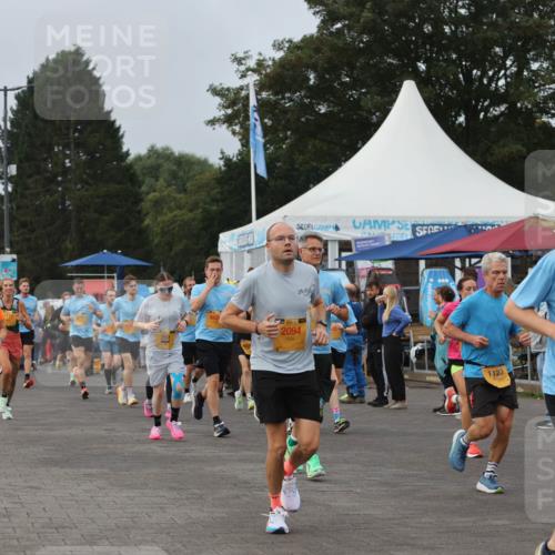 13.09.2026 - Kiel Lauf Andreas Tolksdorf http://msf.ph/oto/10338319 13.09.2026 09:55:02 Kiellinie 8567, 3249, 35, 2094, 1123, 10705, 2316 meine-sportfotos.de