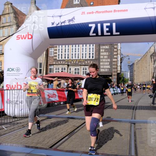 13.09.2026 - 21. swb-Marathon Bremen Tim E. http://msf.ph/oto/10338339 13.09.2026 11:08:42 Ziel 10135, 10188, 10229, 10851, 11065, 11124, 11509, 11560, 11561, 11678, 11888, 11968, 12073, 12164, 12315, 12325, 12410, 12516 meine-sportfotos.de