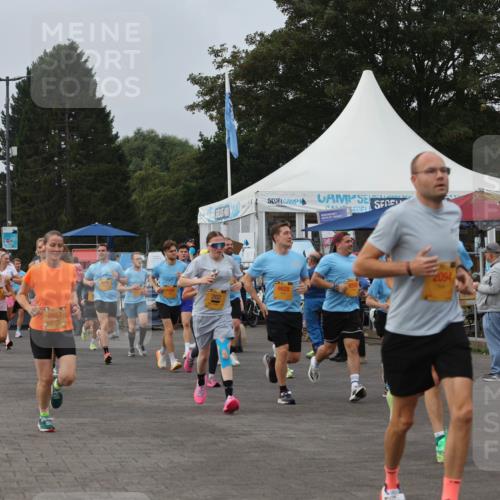 13.09.2026 - Kiel Lauf Andreas Tolksdorf http://msf.ph/oto/10338342 13.09.2026 09:55:03 Kiellinie 6045, 8567, 202, 8628, 701 meine-sportfotos.de