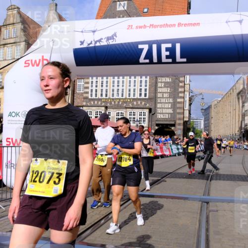 13.09.2026 - 21. swb-Marathon Bremen Tim E. http://msf.ph/oto/10338361 13.09.2026 11:08:43 Ziel 10188, 10229, 10851, 11065, 11124, 11509, 11560, 11561, 11678, 11888, 11968, 12073, 12164, 12315, 12325, 12410, 12516 meine-sportfotos.de