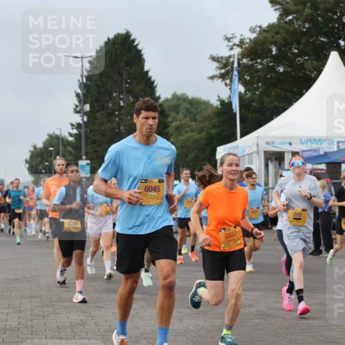 13.09.2026 - Kiel Lauf Andreas Tolksdorf http://msf.ph/oto/10338370 13.09.2026 09:55:04 Kiellinie 3249, 6045, 8567, 202, 8628 meine-sportfotos.de