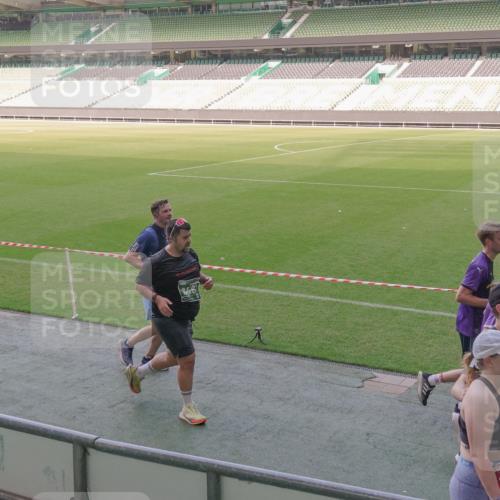 13.09.2026 - 21. swb-Marathon Bremen Michael Burmester http://msf.ph/oto/10338371 13.09.2026 13:16:03 Laufen im Stadion 134, 143, 153, 231, 263, 266, 271, 300, 414, 598, 612, 653, 990, 1047, 1185, 1312, 1465, 1539, 1825, 1874, 2013, 2218, 2235, 2259, 2351, 2359, 2363, 2381, 2385, 2386, 2466, 2468, 2484, 2494, 2562, 2579, 2664, 2667, 2678, 2690, 2691, 2698, 2737, 2760, 2778, 2783, 2797, 2799, 2846, 2859, 2861, 2865, 2874, 2958, 2974, 2996, 3001, 3075, 3133, 3157, 3165, 3185, 3237, 3265, 3331, 3355, 3366, 3382, 3387, 3486, 3501, 3512, 3670, 3680, 3829, 3847, 4034, 4080, 4511 meine-sportfotos.de
