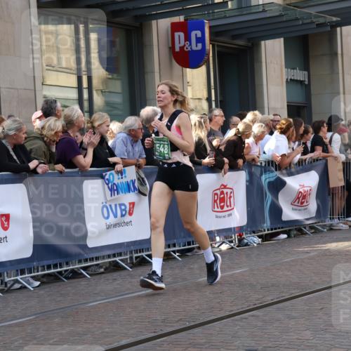 13.09.2026 - 21. swb-Marathon Bremen Strokosch-Dieckow http://msf.ph/oto/10338383 13.09.2026 13:26:18 Ziel 1368, 1649, 2779, 3526, 3603, 3852, 3893, 4077, 4598, 5054, 5747, 5992, 6289, 6375, 6548, 7626, 8112, 9260, 13097, 13195, 1896, 2062, 2434, 2658, 2666, 3248, 3516, 3983, 4476, 4723, 4724, 5558, 5747, 5854, 5906, 5934, 6230, 6605, 6639, 6886, 7626, 8361, 8592, 8635, 8817, 9266, 9794 meine-sportfotos.de