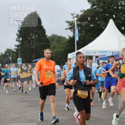 13.09.2026 - Kiel Lauf Andreas Tolksdorf http://msf.ph/oto/10338415 13.09.2026 09:55:06 Kiellinie 4735, 3249, 7177 meine-sportfotos.de