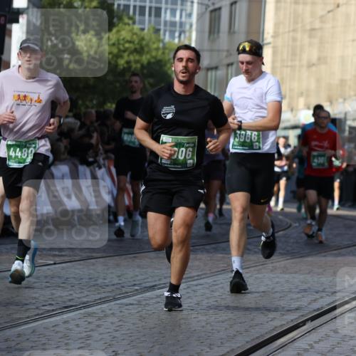 13.09.2026 - 21. swb-Marathon Bremen Strokosch-Dieckow http://msf.ph/oto/10338434 13.09.2026 13:19:41 Ziel 189, 666, 1599, 2423, 2535, 3182, 3508, 4319, 4455, 4819, 5172, 5371, 6008, 6633, 7268, 7754, 7945, 8153, 9552, 9638, 9805, 161, 411, 461, 495, 1053, 1281, 1551, 1642, 1972, 2870, 2906, 3240, 3319, 3411, 3966, 4101, 4479, 4480, 7404, 7488, 7655, 8263, 9082, 9359, 9984, 13192 meine-sportfotos.de