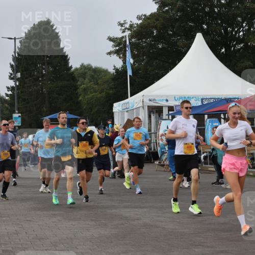 13.09.2026 - Kiel Lauf Andreas Tolksdorf http://msf.ph/oto/10338486 13.09.2026 09:55:08 Kiellinie 2390, 4236, 400, 595 meine-sportfotos.de