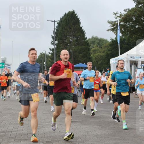 13.09.2026 - Kiel Lauf Andreas Tolksdorf http://msf.ph/oto/10338525 13.09.2026 09:55:09 Kiellinie 4, 11758, 4052, 13, 2390, 6564, 1874, 6340, 4236 meine-sportfotos.de