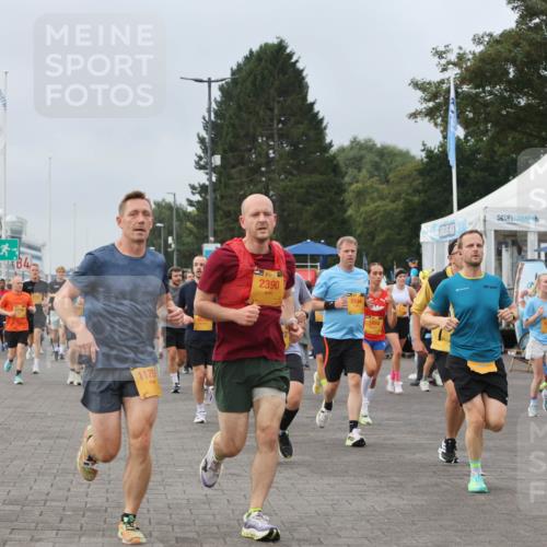 13.09.2026 - Kiel Lauf Andreas Tolksdorf http://msf.ph/oto/10338526 13.09.2026 09:55:09 Kiellinie 4, 1175, 4, 3, 2390, 6564, 1874, 4236 meine-sportfotos.de