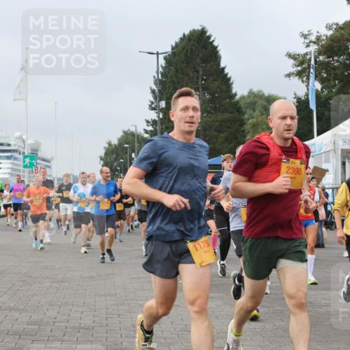 13.09.2026 - Kiel Lauf Andreas Tolksdorf http://msf.ph/oto/10338544 13.09.2026 09:55:10 Kiellinie 11108, 1175, 3, 2390, 1322 meine-sportfotos.de