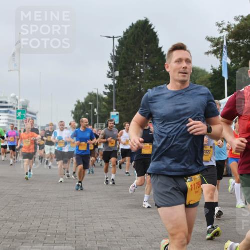 13.09.2026 - Kiel Lauf Andreas Tolksdorf http://msf.ph/oto/10338547 13.09.2026 09:55:10 Kiellinie 5574, 4052, 1175, 39, 8322, 38, 2390, 39, 1322 meine-sportfotos.de