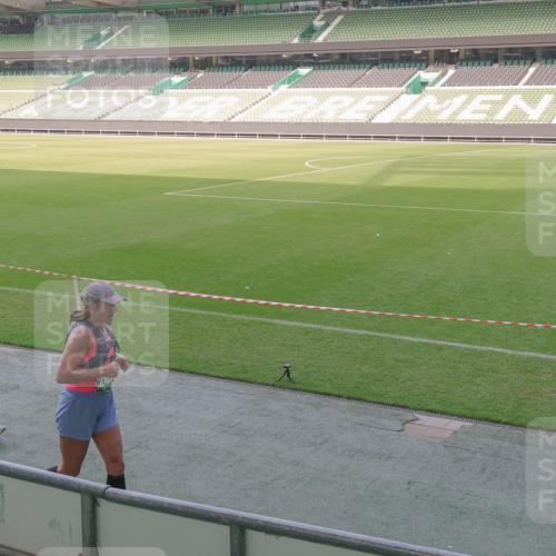 13.09.2026 - 21. swb-Marathon Bremen Michael Burmester http://msf.ph/oto/10338556 13.09.2026 13:16:35 Laufen im Stadion 134, 143, 153, 231, 263, 267, 271, 449, 588, 598, 612, 653, 990, 1057, 1185, 1312, 1465, 1539, 1813, 1825, 1874, 1987, 2013, 2067, 2096, 2218, 2235, 2259, 2351, 2359, 2363, 2381, 2385, 2386, 2468, 2532, 2550, 2562, 2579, 2586, 2655, 2664, 2667, 2678, 2698, 2760, 2778, 2783, 2797, 2799, 2821, 2846, 2859, 2874, 2958, 2974, 2996, 3001, 3075, 3104, 3133, 3157, 3165, 3185, 3195, 3213, 3237, 3265, 3314, 3331, 3366, 3382, 3387, 3479, 3486, 3501, 3506, 3512, 3829 meine-sportfotos.de