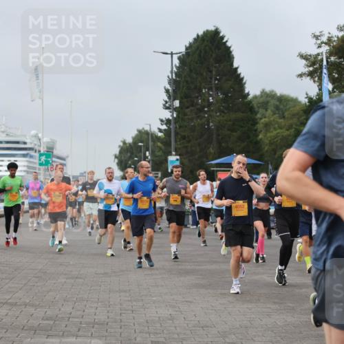 13.09.2026 - Kiel Lauf Andreas Tolksdorf http://msf.ph/oto/10338559 13.09.2026 09:55:11 Kiellinie 5574, 8155, 4052, 11758 meine-sportfotos.de