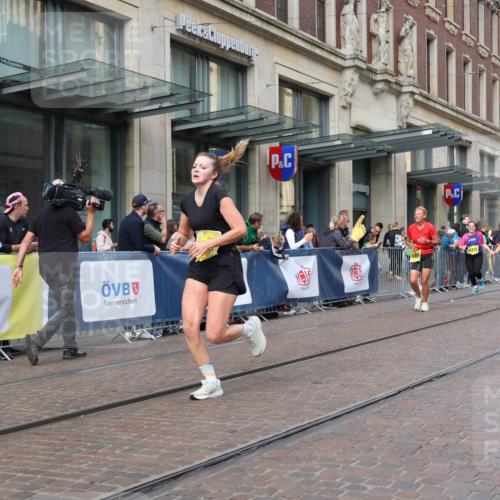 13.09.2026 - 21. swb-Marathon Bremen Strokosch-Dieckow http://msf.ph/oto/10338570 13.09.2026 11:05:58 Ziel 10204, 10375, 10376, 10662, 10681, 10682, 10852, 10853, 11028, 11029, 11156, 11340, 11374, 11432, 11460, 11674, 11690, 11729, 11775, 11786, 11849, 12217, 12479, 12486, 10018, 10168, 10204, 10238, 10305, 10382, 10457, 10619, 10662, 11024, 11132, 11156, 11164, 11477, 11947, 12156, 12186, 12378, 12486, 12501, 12523, 12528, 12773 meine-sportfotos.de