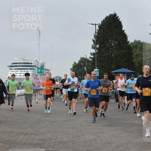 13.09.2026 - Kiel Lauf Andreas Tolksdorf http://msf.ph/oto/10338586 13.09.2026 09:55:11 Kiellinie 4, 11108, 10580, 5574, 4052, 529 meine-sportfotos.de