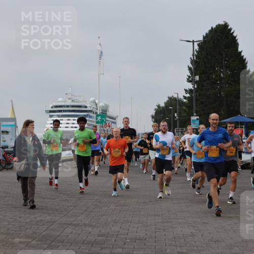 13.09.2026 - Kiel Lauf Andreas Tolksdorf http://msf.ph/oto/10338596 13.09.2026 09:55:12 Kiellinie 12569, 4, 11108, 10580, 9983, 5574, 8155 meine-sportfotos.de