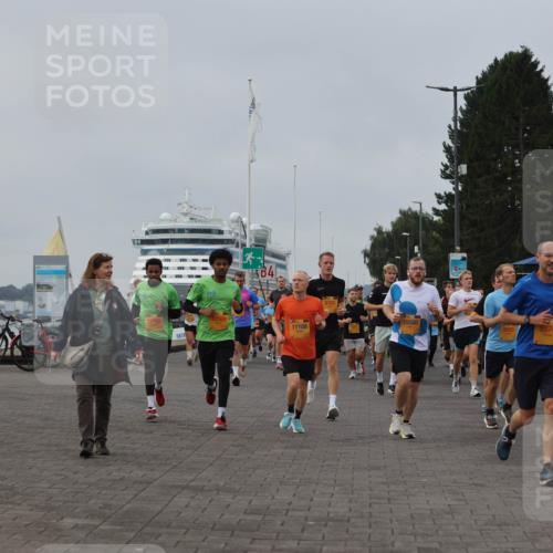 13.09.2026 - Kiel Lauf Andreas Tolksdorf http://msf.ph/oto/10338625 13.09.2026 09:55:12 Kiellinie 10580, 11108, 9983, 5574, 6742 meine-sportfotos.de