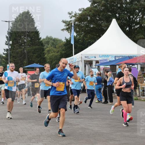 13.09.2026 - Kiel Lauf Andreas Tolksdorf http://msf.ph/oto/10338636 13.09.2026 09:55:13 Kiellinie 11108, 6763, 10580, 5947, 574 meine-sportfotos.de