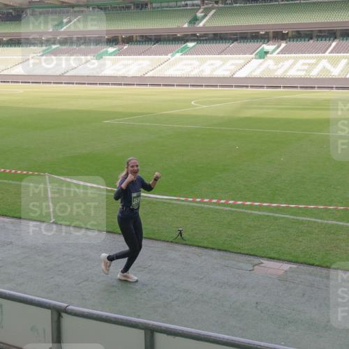 13.09.2026 - 21. swb-Marathon Bremen Michael Burmester http://msf.ph/oto/10338642 13.09.2026 13:16:47 Laufen im Stadion 134, 143, 153, 231, 263, 267, 271, 449, 588, 598, 612, 653, 990, 1057, 1185, 1312, 1424, 1425, 1465, 1539, 1790, 1813, 1825, 1874, 1987, 2013, 2067, 2096, 2218, 2259, 2351, 2363, 2381, 2385, 2386, 2389, 2419, 2468, 2532, 2550, 2562, 2579, 2586, 2655, 2664, 2667, 2678, 2698, 2778, 2783, 2797, 2799, 2821, 2846, 2859, 2874, 2974, 2984, 2996, 3001, 3075, 3104, 3133, 3157, 3165, 3185, 3195, 3213, 3237, 3265, 3314, 3331, 3366, 3382, 3387, 3431, 3479, 3486, 3501, 3506, 3512 meine-sportfotos.de