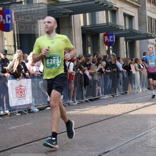 13.09.2026 - 21. swb-Marathon Bremen Strokosch-Dieckow http://msf.ph/oto/10338662 13.09.2026 13:26:27 Ziel 531, 946, 2089, 2779, 3076, 3302, 3510, 3526, 3852, 3893, 4077, 4441, 4598, 4919, 5054, 5937, 5943, 6289, 6314, 6375, 6455, 6548, 6580, 7246, 7317, 8112, 8303, 9260, 9551, 13097, 1368, 1649, 1896, 2434, 2658, 3603, 3983, 4723, 4724, 5747, 5854, 5906, 5934, 5992, 6230, 6639, 6886, 7626, 8635, 8817, 9260, 13195 meine-sportfotos.de