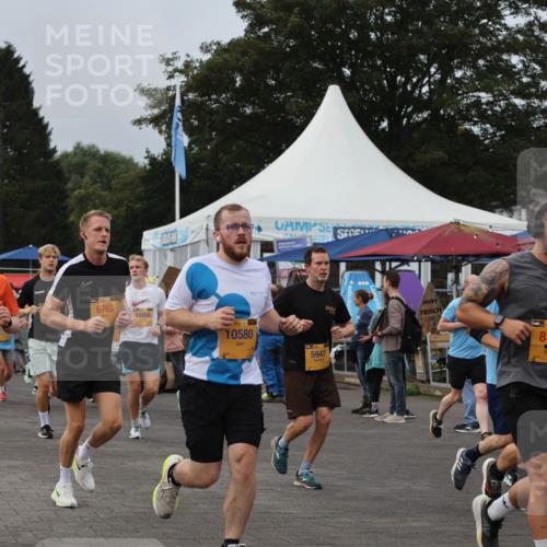 13.09.2026 - Kiel Lauf Andreas Tolksdorf http://msf.ph/oto/10338698 13.09.2026 09:55:15 Kiellinie 69, 38, 11108, 6763, 10066, 39, 10580, 5947, 8155 meine-sportfotos.de
