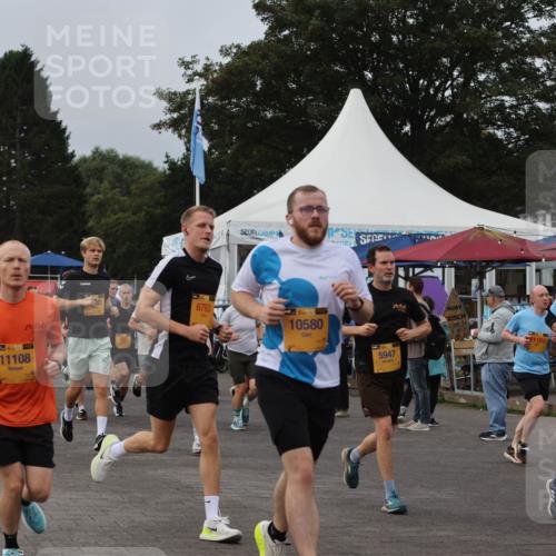 13.09.2026 - Kiel Lauf Andreas Tolksdorf http://msf.ph/oto/10338702 13.09.2026 09:55:15 Kiellinie 15022, 6763, 39, 10580, 12569, 39, 11108, 5947, 11181, 8155 meine-sportfotos.de