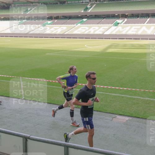 13.09.2026 - 21. swb-Marathon Bremen Michael Burmester http://msf.ph/oto/10338715 13.09.2026 13:16:57 Laufen im Stadion 134, 143, 153, 231, 267, 271, 449, 588, 598, 612, 653, 990, 1057, 1185, 1312, 1424, 1425, 1465, 1539, 1790, 1813, 1825, 1874, 1987, 2013, 2067, 2096, 2218, 2259, 2351, 2363, 2381, 2386, 2389, 2419, 2468, 2532, 2550, 2562, 2579, 2586, 2601, 2655, 2664, 2678, 2698, 2778, 2797, 2799, 2821, 2846, 2874, 2974, 2984, 2996, 3001, 3075, 3104, 3133, 3165, 3180, 3195, 3213, 3237, 3265, 3314, 3331, 3337, 3366, 3382, 3387, 3421, 3431, 3479, 3486, 3501, 3506, 3512, 3548 meine-sportfotos.de