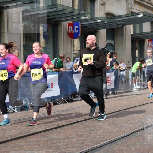 13.09.2026 - 21. swb-Marathon Bremen Strokosch-Dieckow http://msf.ph/oto/10338731 13.09.2026 11:06:02 Ziel 10375, 10376, 10681, 10682, 10852, 10853, 11028, 11029, 11340, 11374, 11432, 11460, 11674, 11690, 11729, 11786, 11849, 12217, 12479, 12485, 10018, 10168, 10204, 10238, 10305, 10382, 10457, 10619, 10662, 11024, 11132, 11156, 11164, 11477, 11775, 12186, 12378, 12486, 12523, 12528, 12773 meine-sportfotos.de