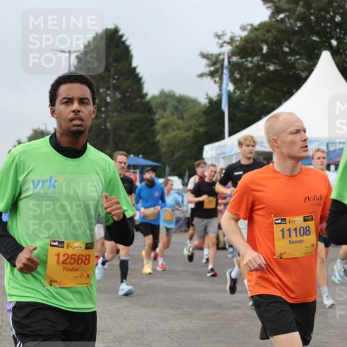 13.09.2026 - Kiel Lauf Andreas Tolksdorf http://msf.ph/oto/10338732 13.09.2026 09:55:16 Kiellinie 28, 12568, 11108, 12 meine-sportfotos.de
