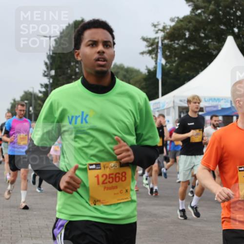 13.09.2026 - Kiel Lauf Andreas Tolksdorf http://msf.ph/oto/10338746 13.09.2026 09:55:17 Kiellinie 28, 12568, 11108 meine-sportfotos.de