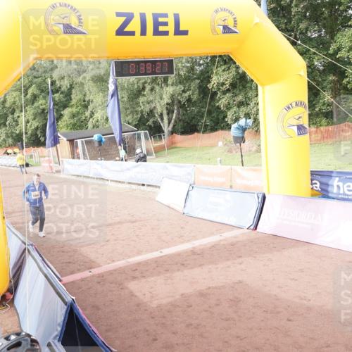 13.09.2026 - Airport Race Dennis Weichert http://msf.ph/oto/10338770 13.09.2026 10:40:00 Ziel 5080, 5381 meine-sportfotos.de