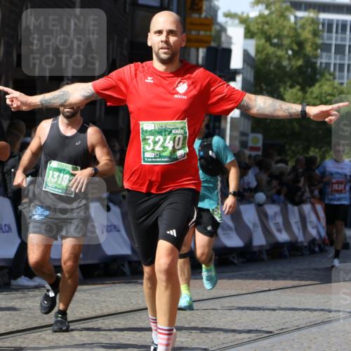 13.09.2026 - 21. swb-Marathon Bremen Strokosch-Dieckow http://msf.ph/oto/10338782 13.09.2026 13:19:54 Ziel 161, 461, 926, 1010, 1232, 1281, 1468, 1535, 1642, 2906, 4319, 4455, 4977, 4978, 7037, 7140, 7268, 7945, 8153, 8185, 9984, 13163, 205, 431, 495, 511, 655, 1058, 1252, 1390, 1537, 1931, 1972, 2343, 2807, 2903, 3690, 4287, 5340, 5389, 5813, 5837, 6663, 7341, 7404, 7531, 9756, 13192 meine-sportfotos.de