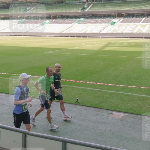 13.09.2026 - 21. swb-Marathon Bremen Michael Burmester http://msf.ph/oto/10338784 13.09.2026 13:17:10 Laufen im Stadion 134, 153, 231, 267, 271, 311, 449, 588, 598, 612, 653, 990, 1057, 1185, 1312, 1424, 1425, 1465, 1539, 1790, 1813, 1825, 1987, 2013, 2067, 2096, 2218, 2259, 2351, 2363, 2381, 2389, 2419, 2468, 2532, 2550, 2562, 2579, 2586, 2601, 2647, 2655, 2664, 2678, 2698, 2778, 2797, 2799, 2821, 2846, 2974, 2984, 2996, 3001, 3104, 3133, 3180, 3195, 3213, 3237, 3314, 3331, 3337, 3366, 3387, 3421, 3431, 3479, 3486, 3501, 3506, 3512, 3548, 3654 meine-sportfotos.de